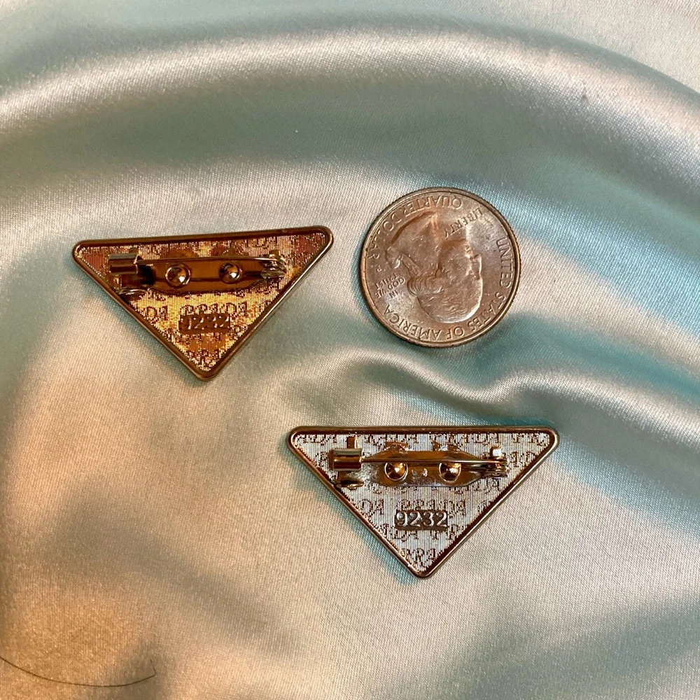 Prada Unisex ivory triangle logo Pin Clip upscaled - Picture 4 of 5